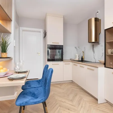 Starowiejska Letnica By Renters Apartment