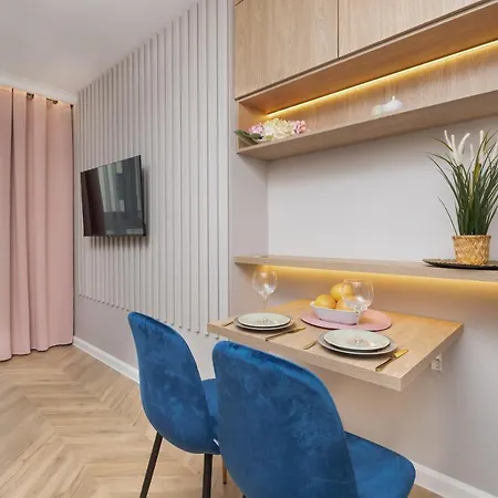 Apartment Starowiejska Letnica By Renters *
